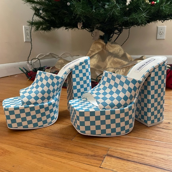 Platform Open Toe Heels - Picture 3 of 3